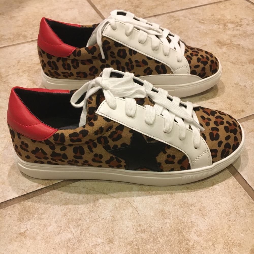 Leopard Lace-up Sneakers - Picture 4 of 6